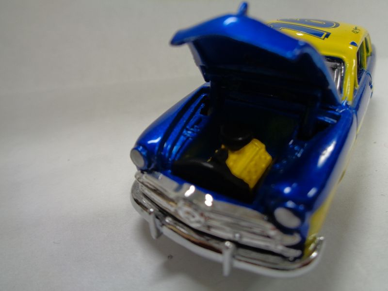 Illustration for article titled FORD FRIDAY - 1950 FORD COUPE / SLEEPER 1957 FORD RANCHERO (picture heavy)